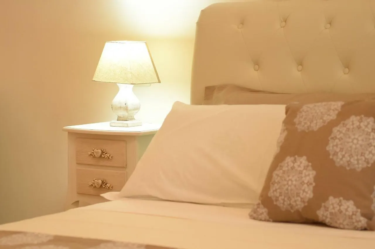 B&B Bonnes Suites Napoli Bed & Breakfast